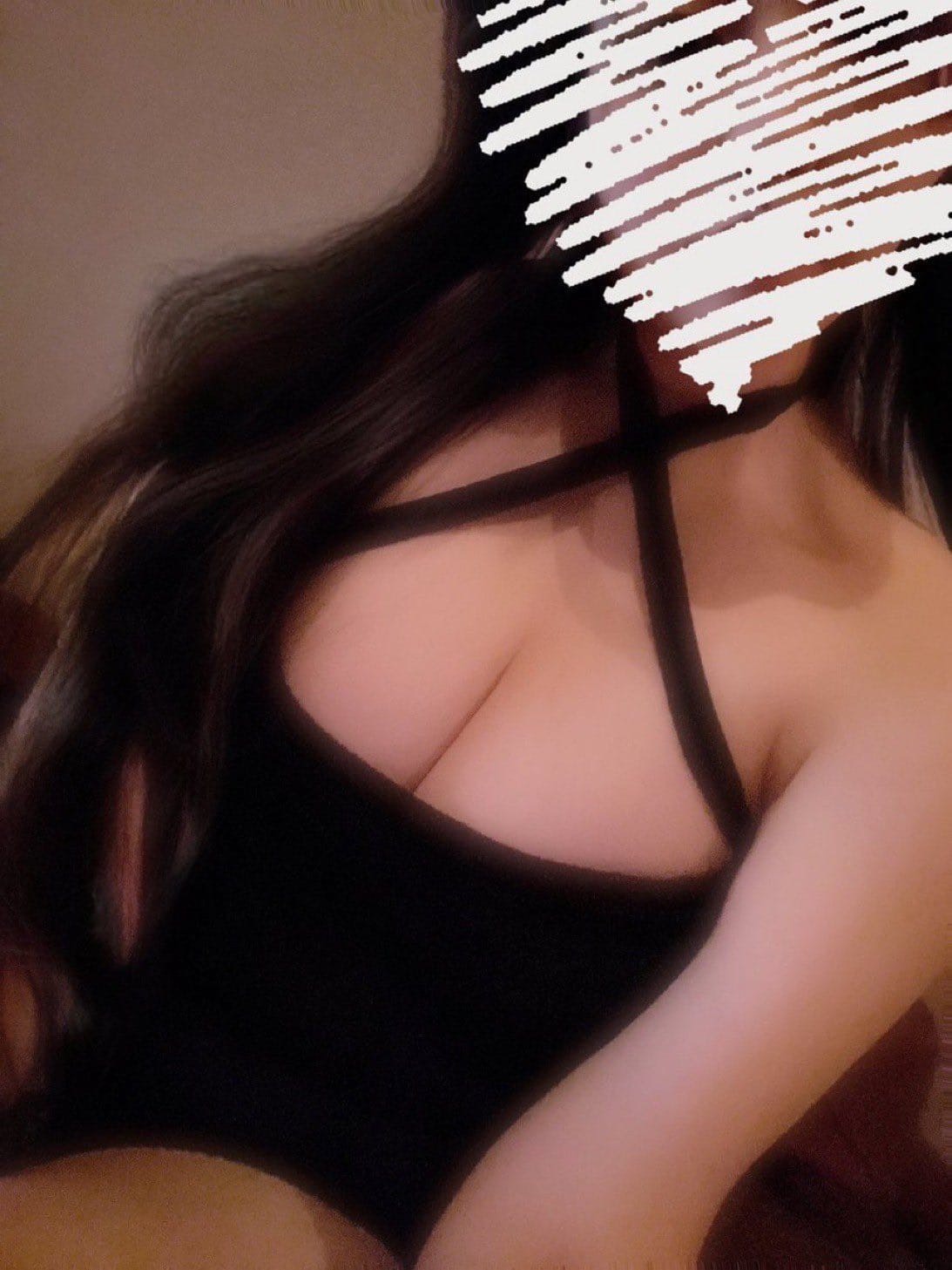  桜庭 みお（28）